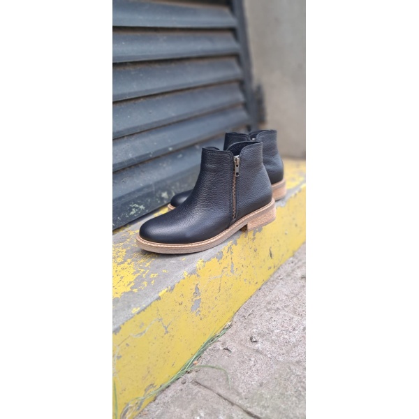 BOTA ZIRA LIOTTA